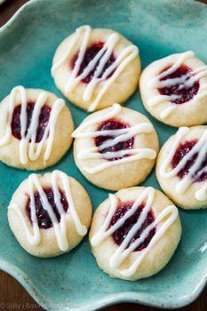 These raspberry almond shortbread cookies are amazing! They're simple to make and you don't need very many ingredients! Recipe on sallysbakingaddiction.com